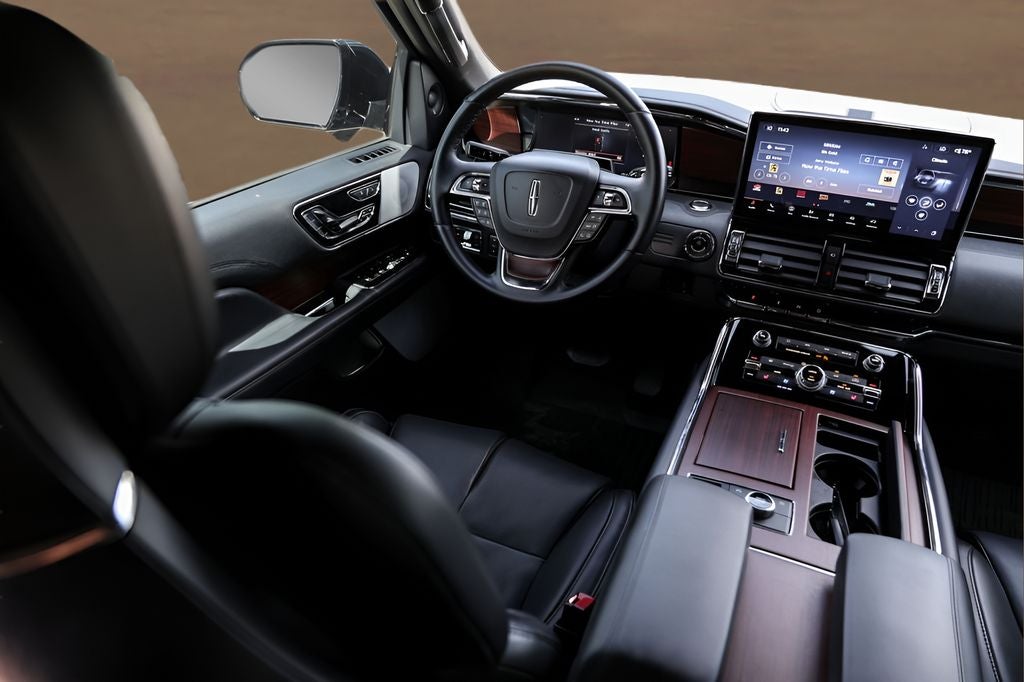 2023 Lincoln Navigator L Reserve