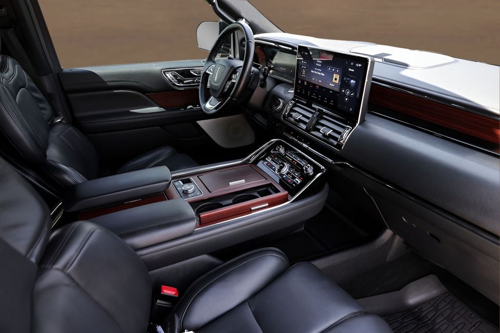 2023 Lincoln Navigator L Reserve