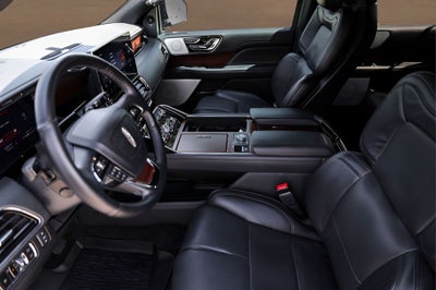 2023 Lincoln Navigator L Reserve
