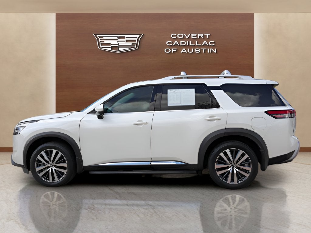 2022 Nissan Pathfinder Platinum