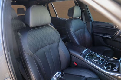 2023 BMW X7 M60i