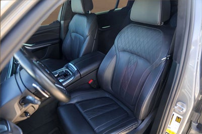 2023 BMW X7 M60i