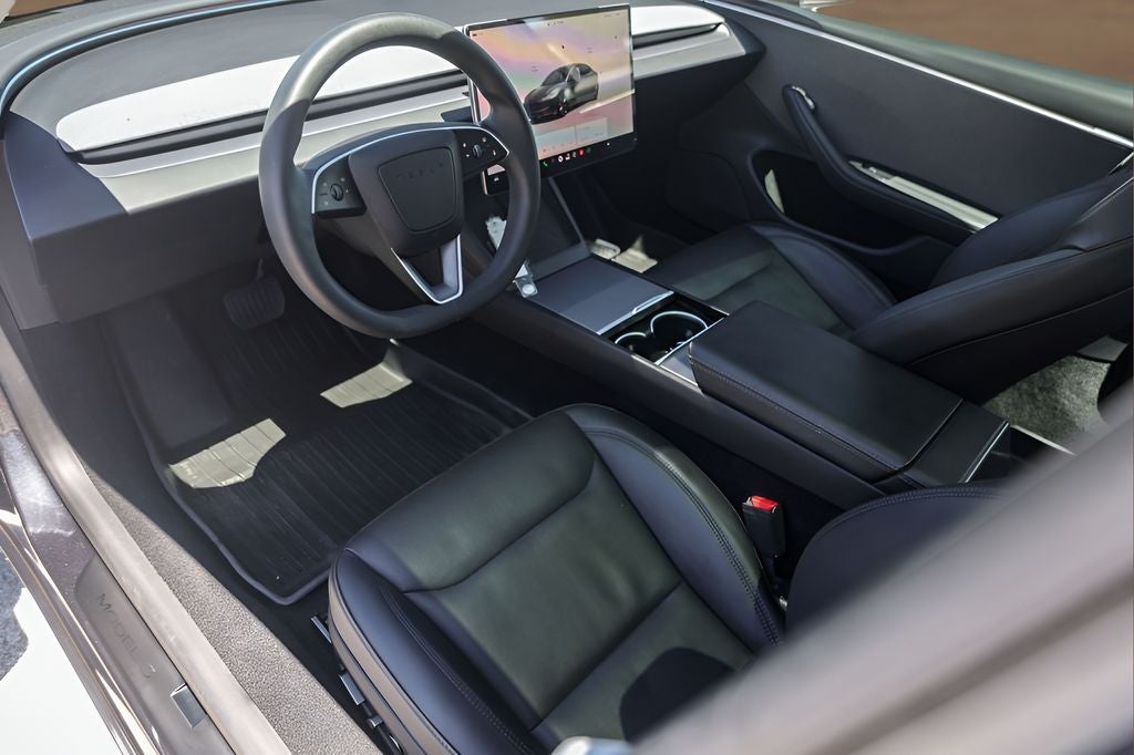 2025 Tesla Model 3 Long Range