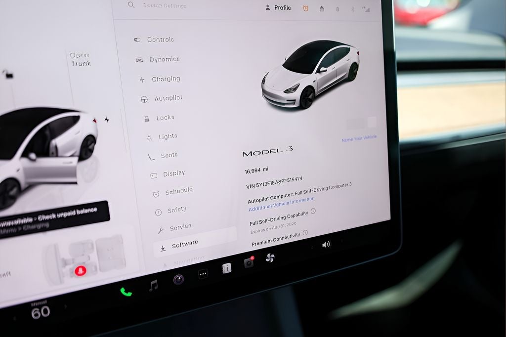 2023 Tesla Model 3 Base