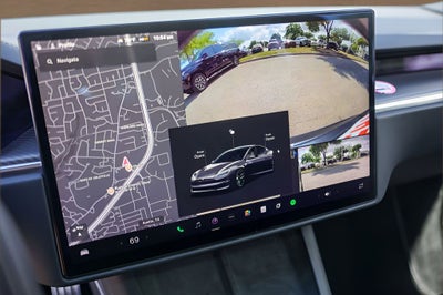 2022 Tesla Model S Plaid