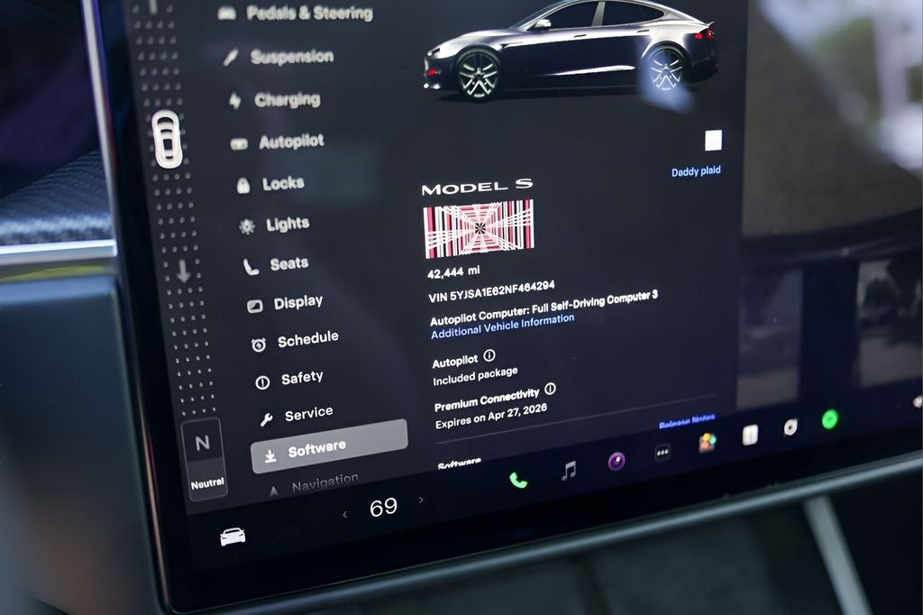 2022 Tesla Model S Plaid