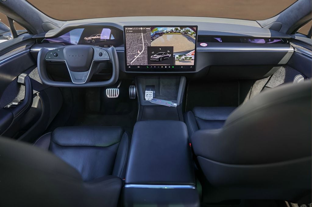 2022 Tesla Model S Plaid