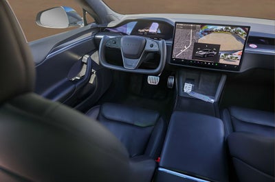 2022 Tesla Model S Plaid