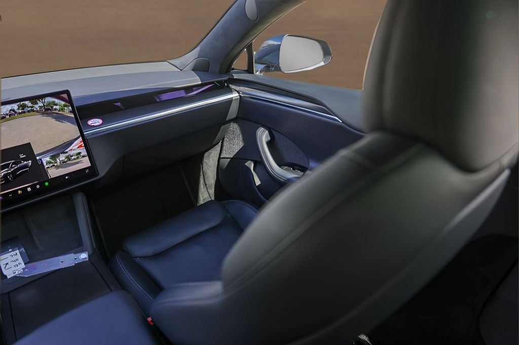 2022 Tesla Model S Plaid