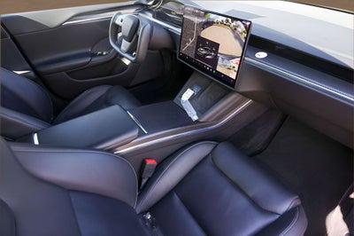 2022 Tesla Model S Plaid
