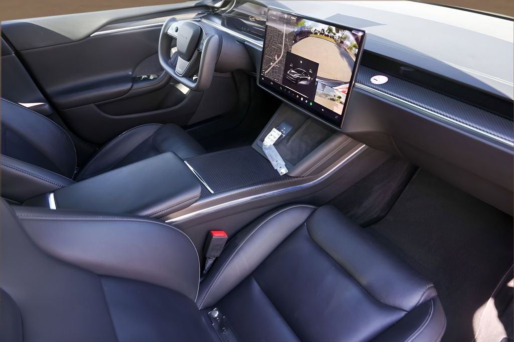 2022 Tesla Model S Plaid