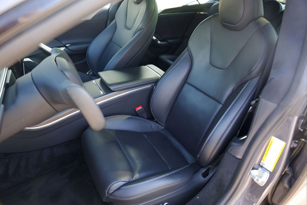 2022 Tesla Model S Plaid