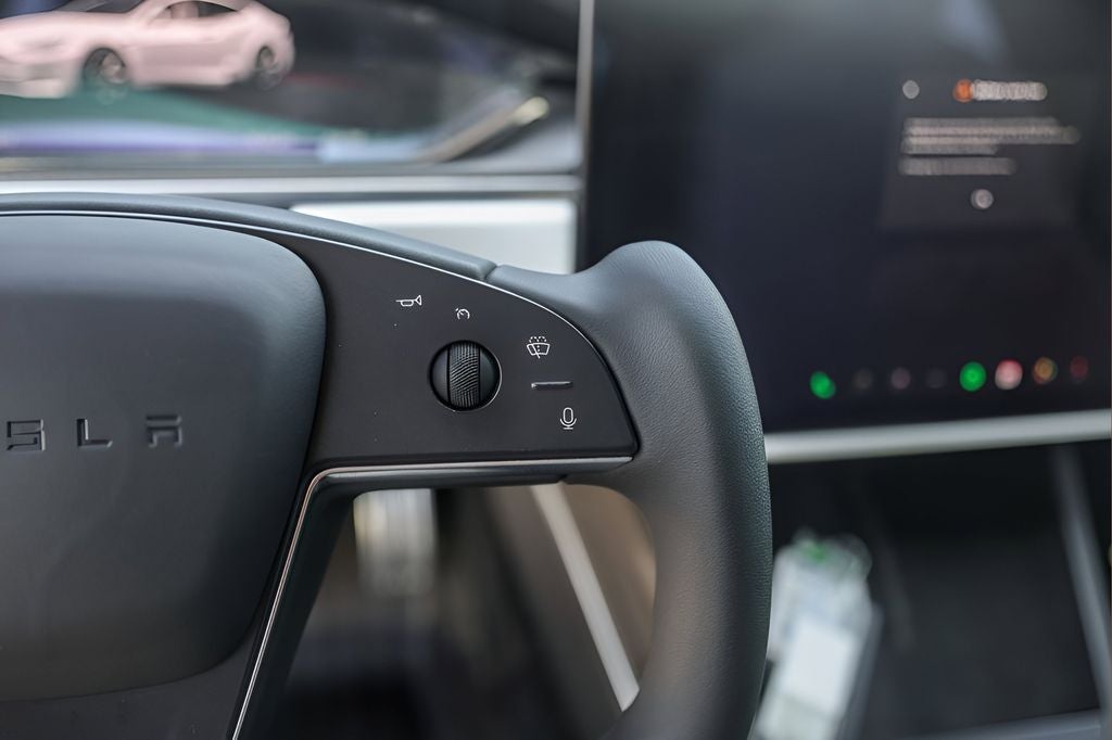 2022 Tesla Model S Plaid