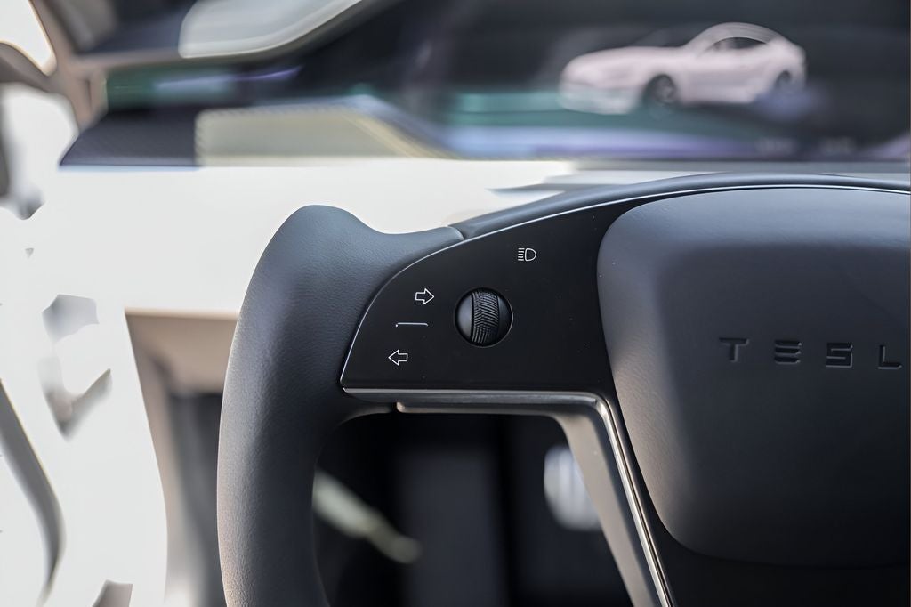 2022 Tesla Model S Plaid