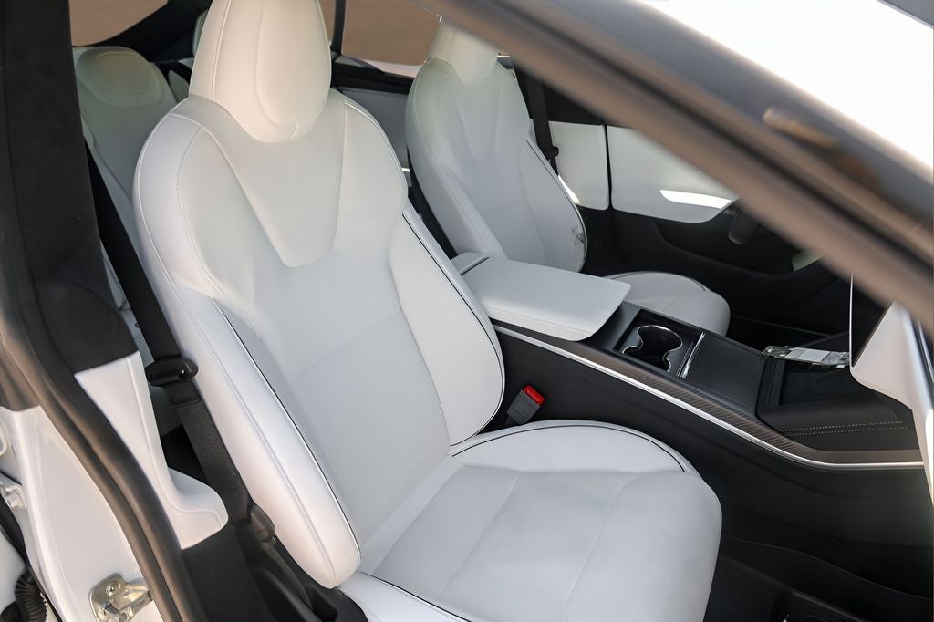 2022 Tesla Model S Plaid