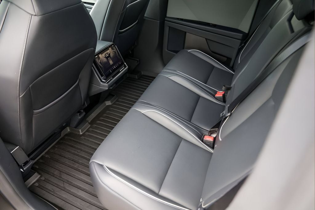 2024 Tesla Cybertruck Cyberbeast