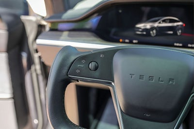 2022 Tesla Model X Base