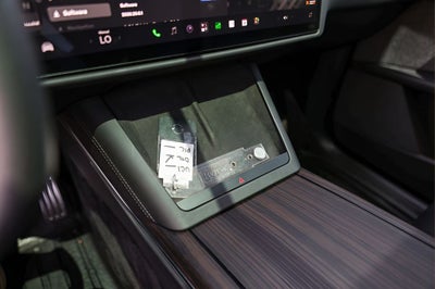 2022 Tesla Model X Base