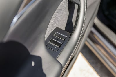 2022 Tesla Model X Base