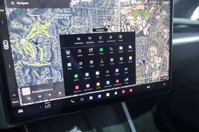 2023 Tesla Model X Base