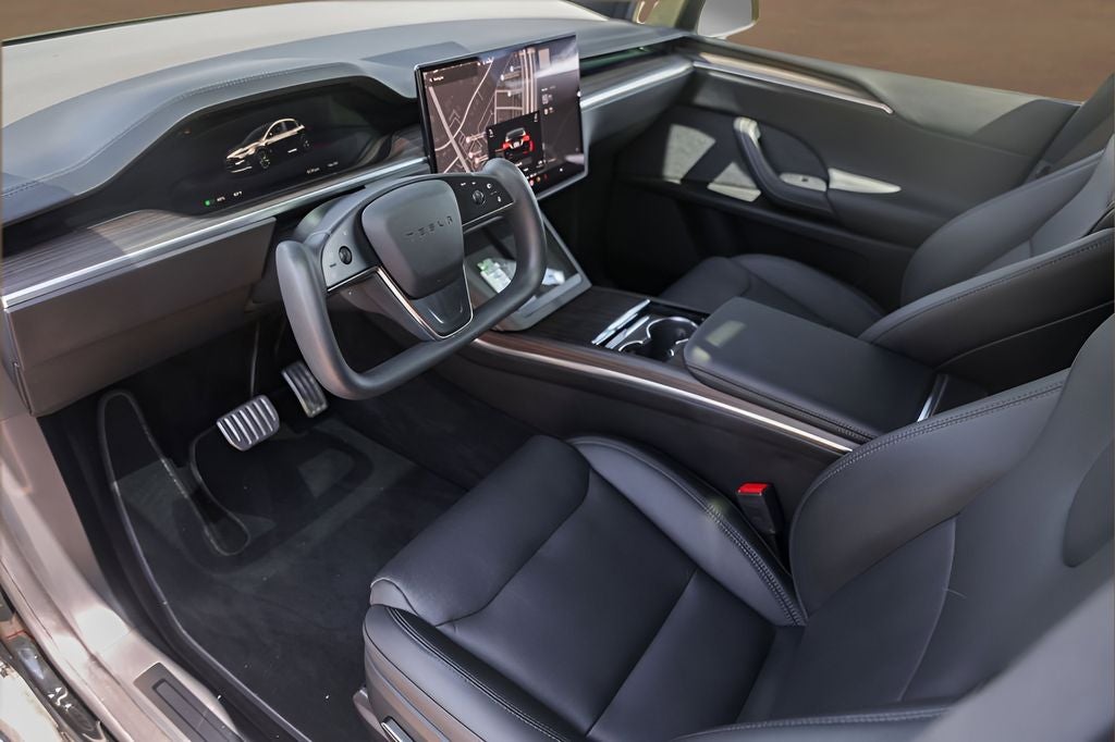 2023 Tesla Model X Standard Range