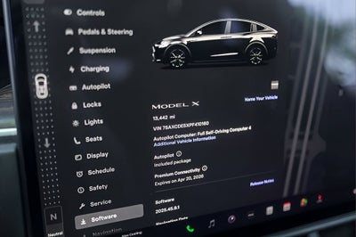 2023 Tesla Model X Standard Range
