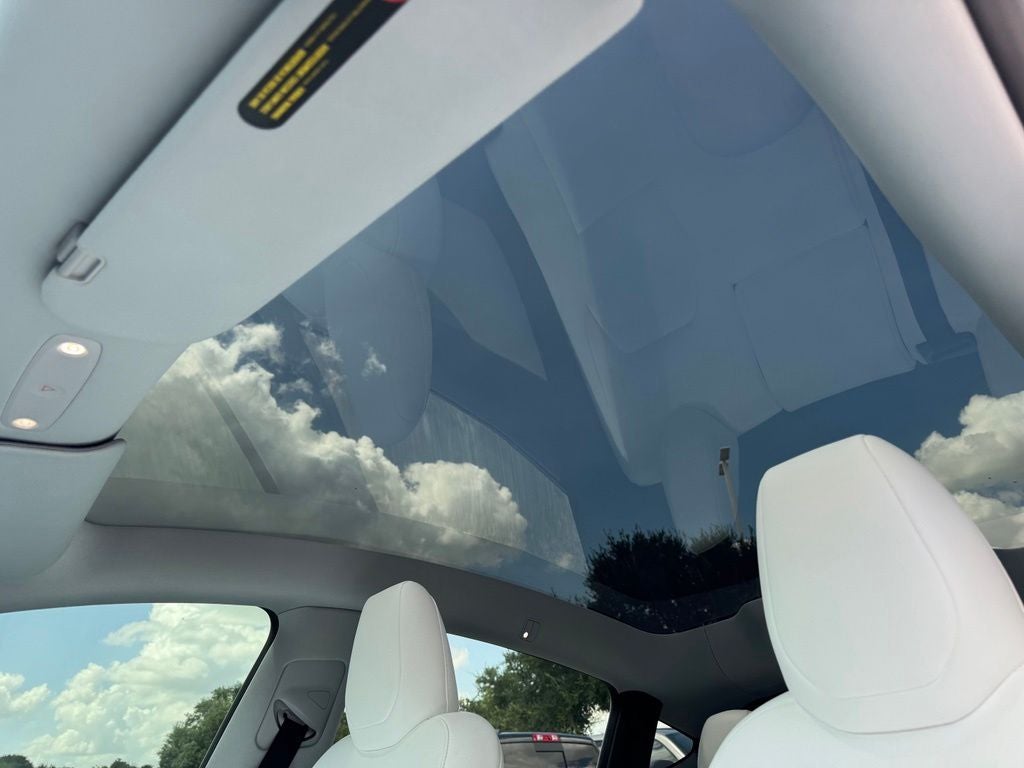 2026 Tesla Model Y Premium