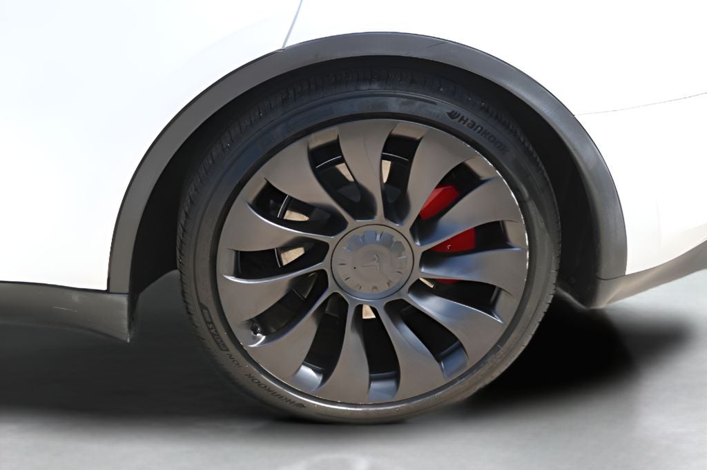 2025 Tesla Model Y Performance