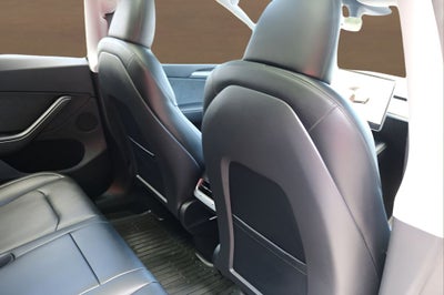 2025 Tesla Model Y Performance
