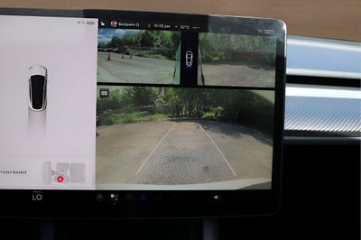 2025 Tesla Model Y Performance