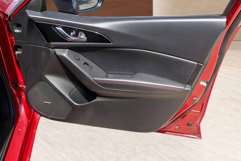 2015 Mazda Mazda3 s Touring Base