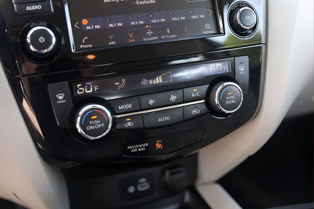 2022 Nissan Rogue Sport SL