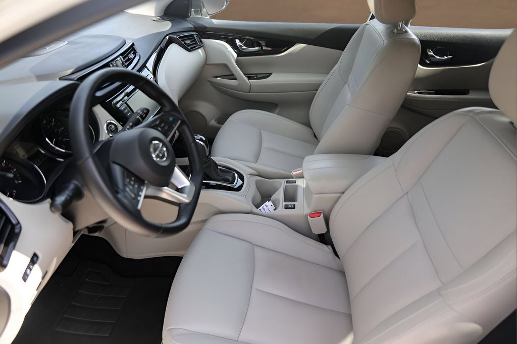 2022 Nissan Rogue Sport SL