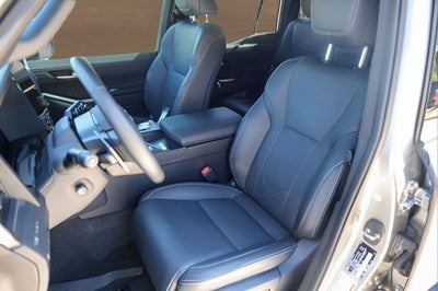 2025 Lexus GX 550 Luxury+