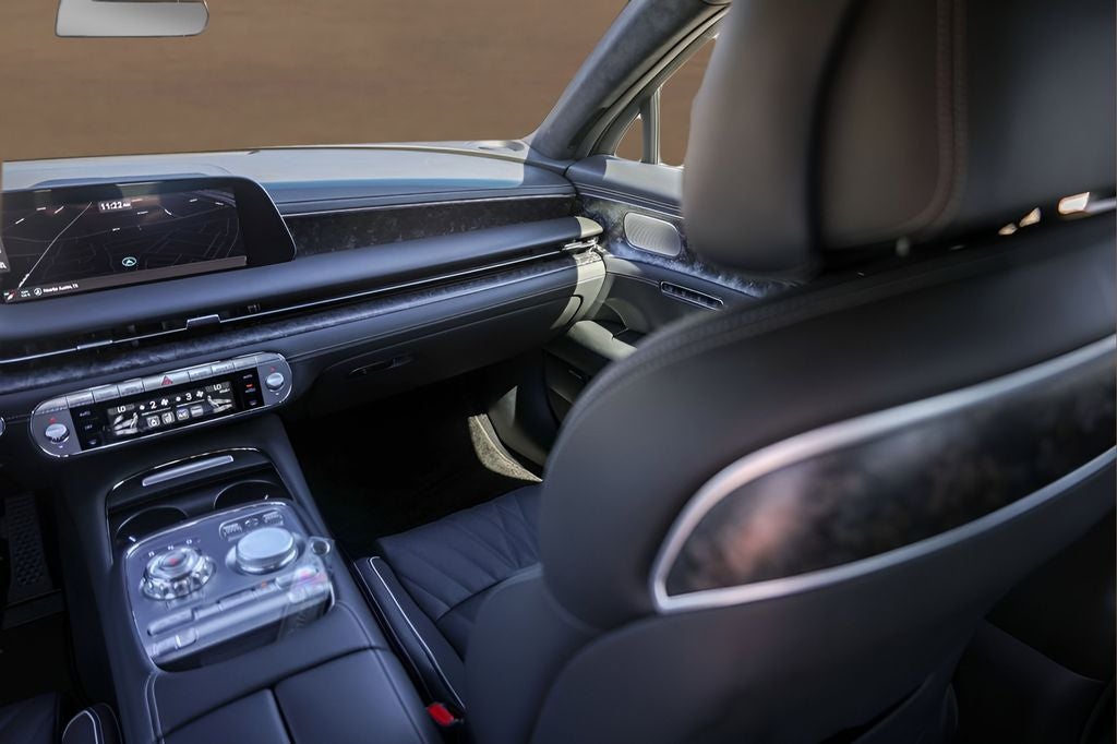 2025 Genesis G90 3.5T e-SC