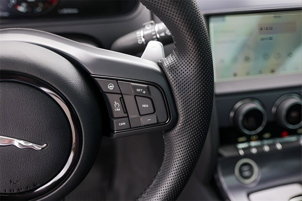 2023 Jaguar F-TYPE R