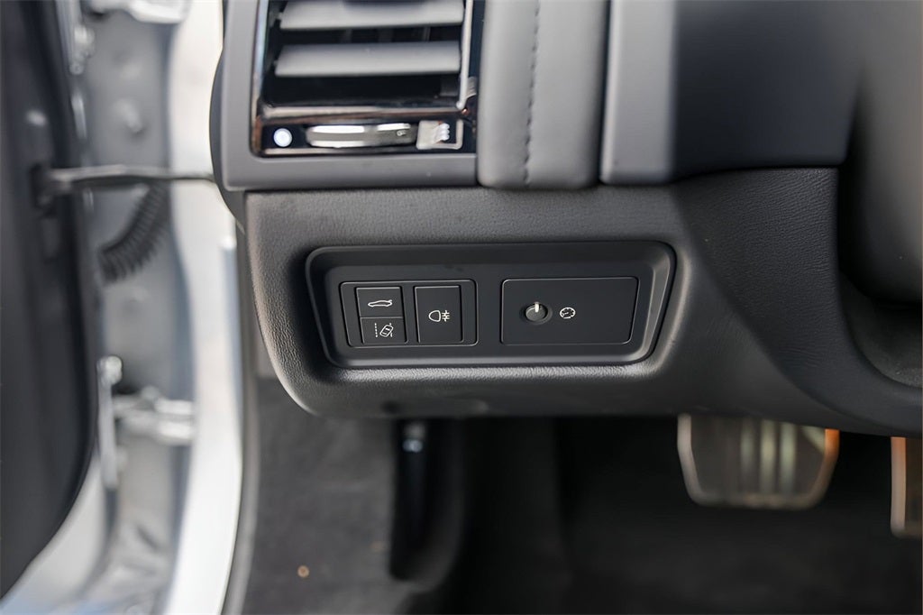 2023 Jaguar F-TYPE R