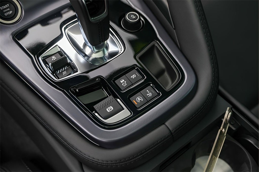 2023 Jaguar F-TYPE R