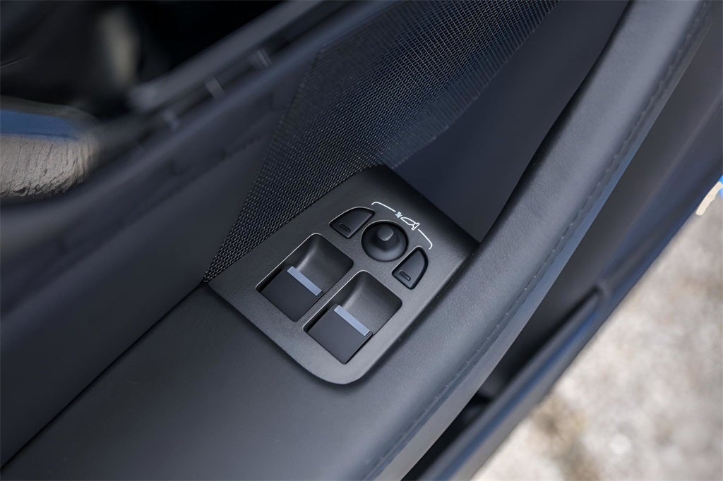 2023 Jaguar F-TYPE R