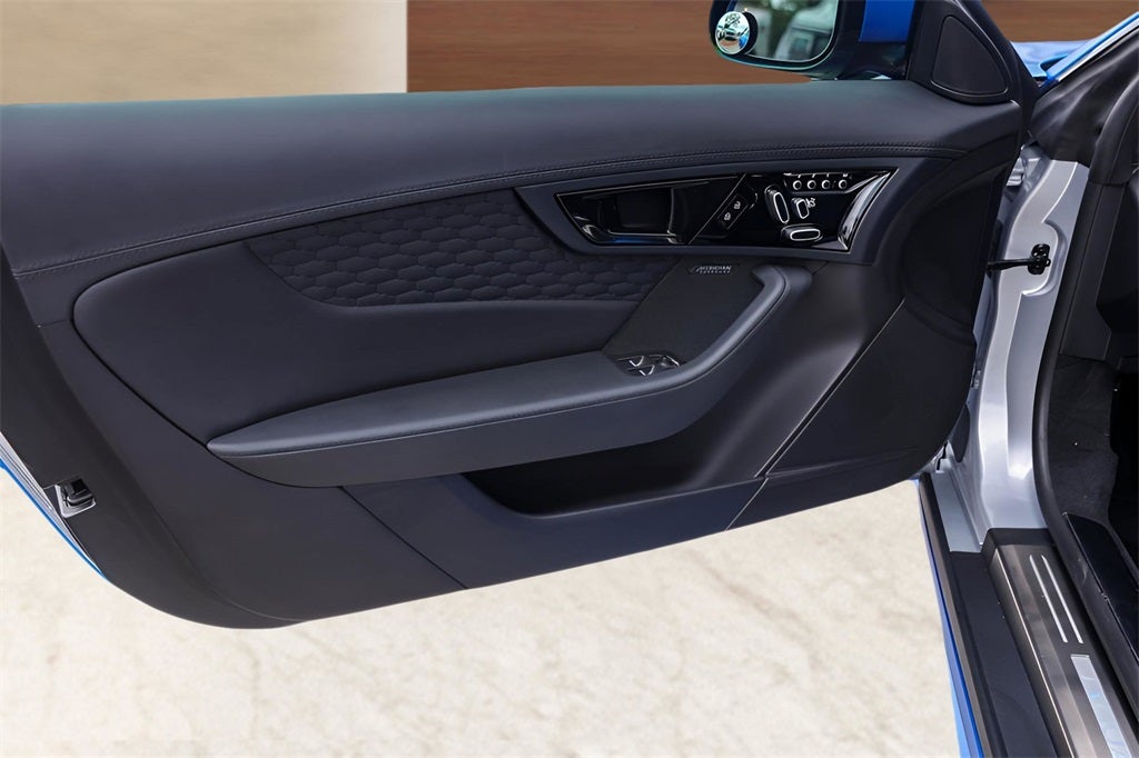 2023 Jaguar F-TYPE R