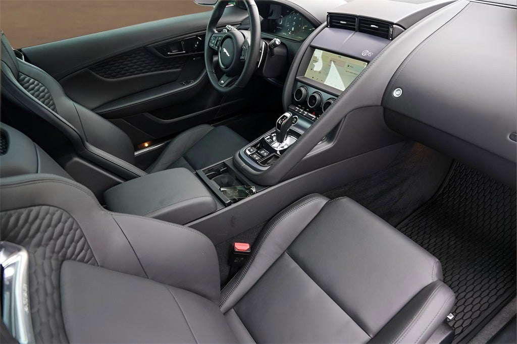 2023 Jaguar F-TYPE R