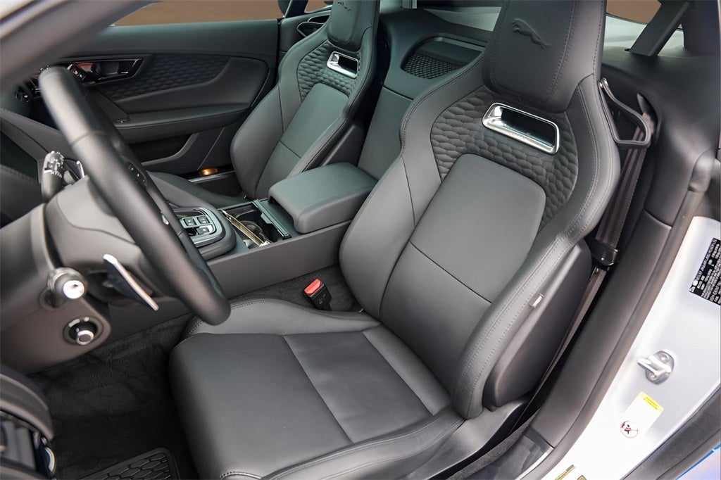 2023 Jaguar F-TYPE R