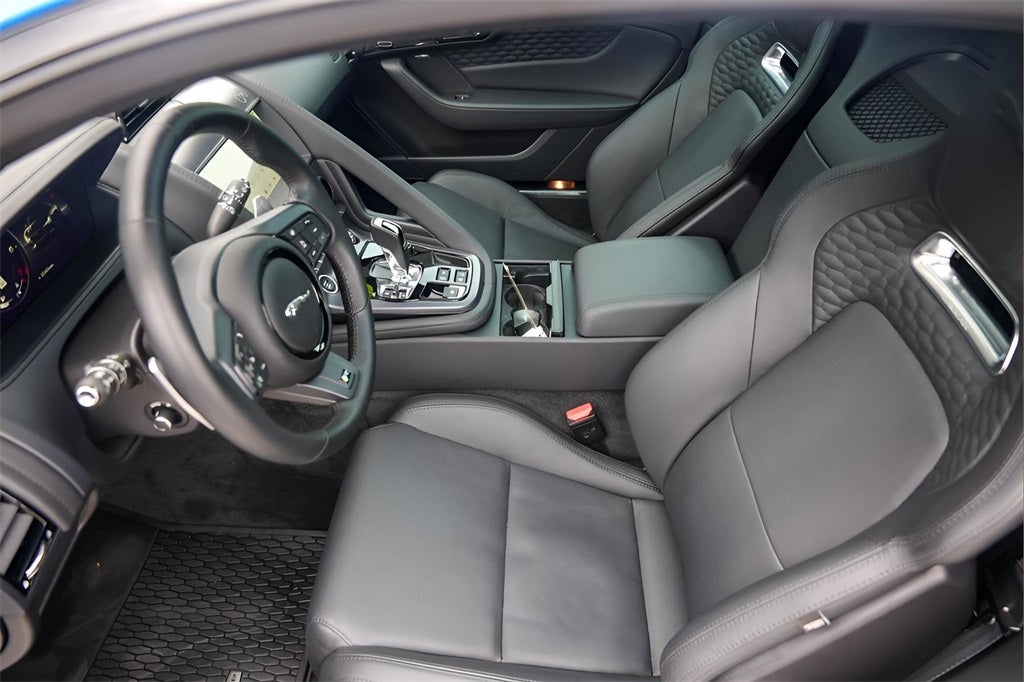 2023 Jaguar F-TYPE R