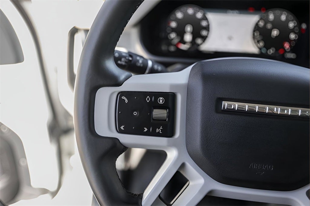 2024 Land Rover Defender 110 X-Dynamic SE