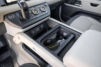 2024 Land Rover Defender 110 X-Dynamic SE