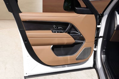 2025 Land Rover Range Rover Autobiography