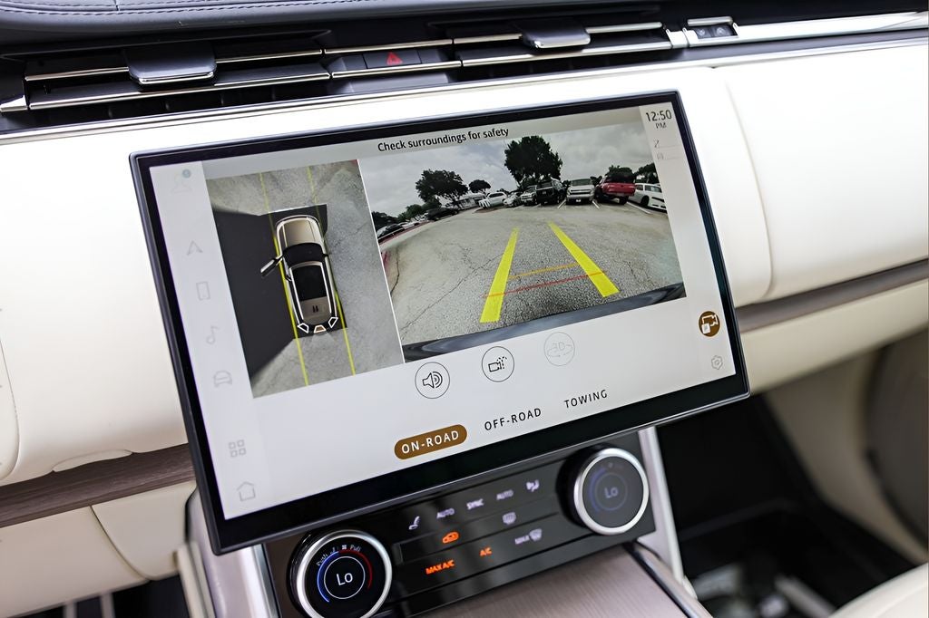2023 Land Rover Range Rover SE LWB