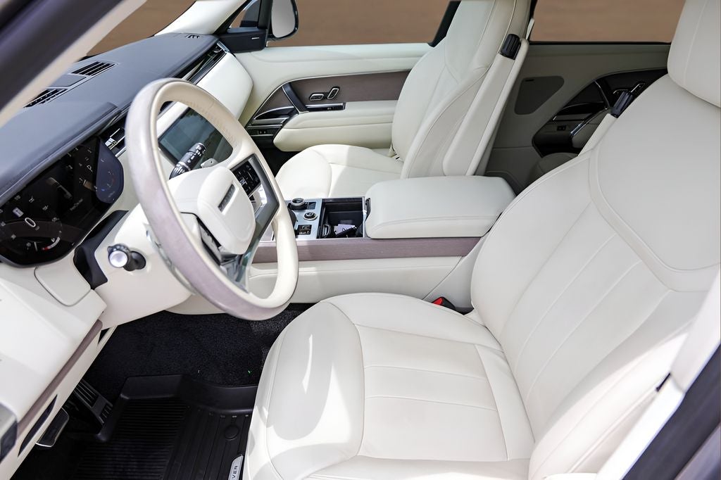 2023 Land Rover Range Rover SE LWB