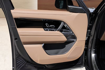 2026 Land Rover Range Rover SE LWB