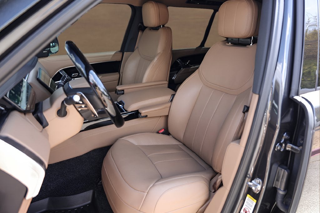 2026 Land Rover Range Rover SE LWB